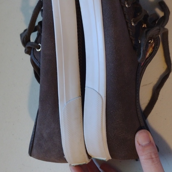 JACK Rogers suede sneakers Gray 9.5 - Picture 3 of 16